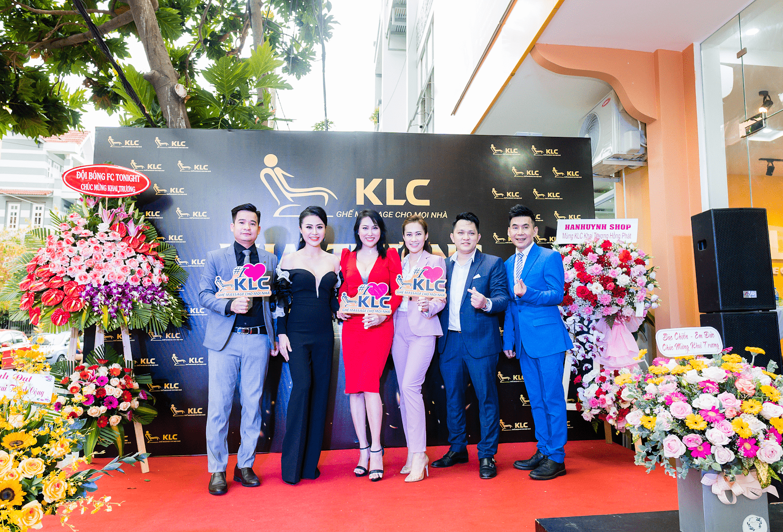 Báo chí nói gì sau sự kiện Lễ khai trương Showroom KLC ở Vũng Tàu có sự tham dự của diễn viên Phi Thanh Vân