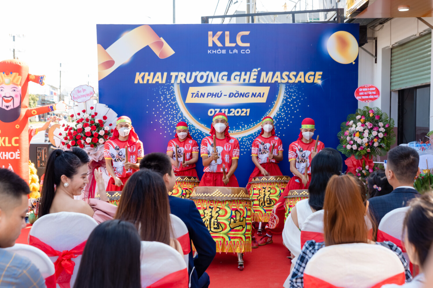 Ghế massage KLC khai trương showroom mới 03